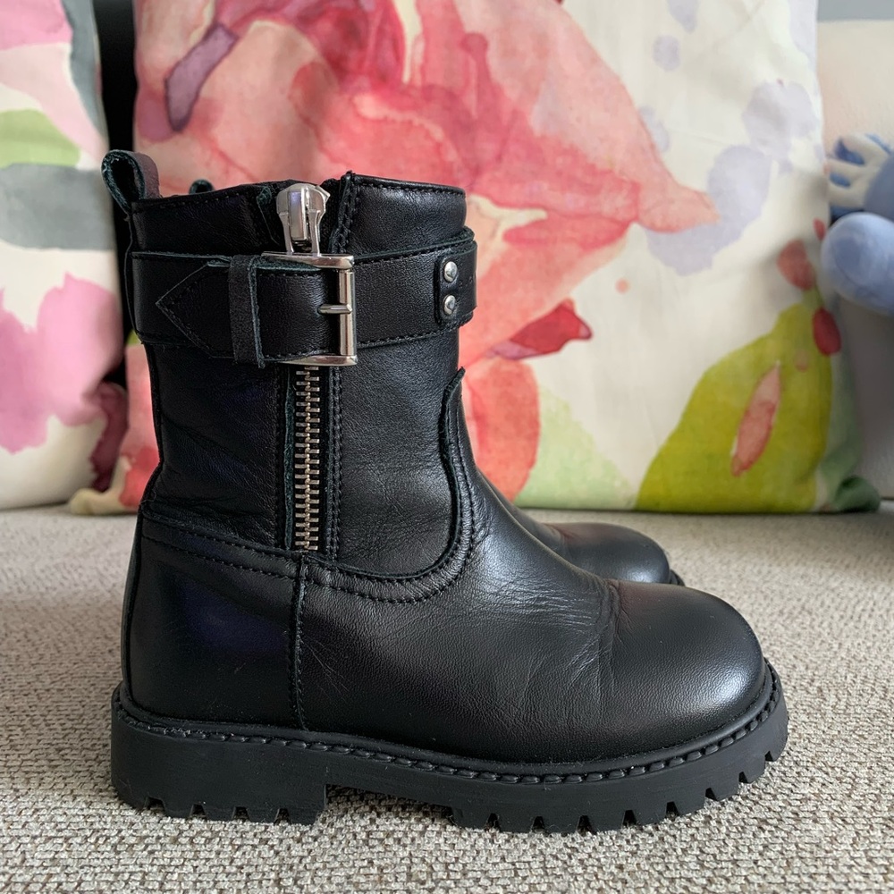 John Richmond Black Leather Biker Boots -Size 25 Italian- (approx 8,5 us)Unisex